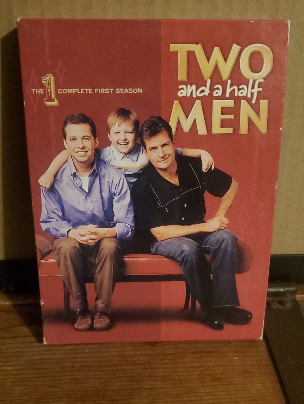 Two and a Half Men - The Complete First Season (DVD) - Red Cover